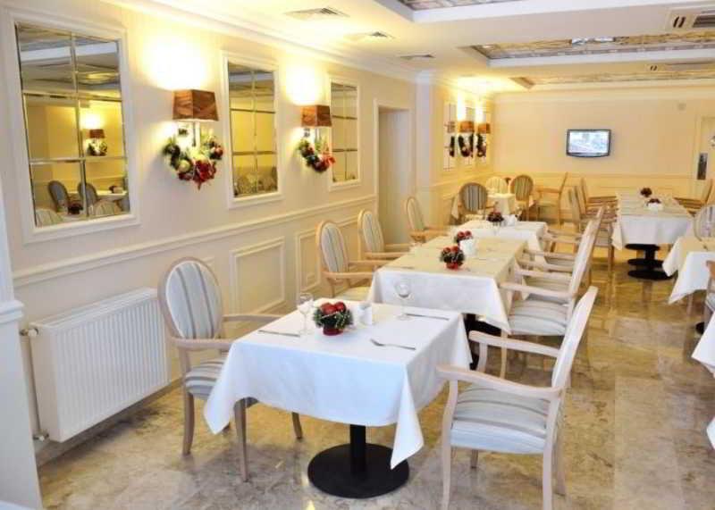 Hotel Optima Collection Jytomyr Extérieur photo